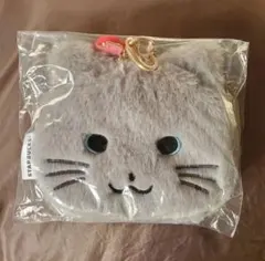 スターバックス　バレンタイン2026　ファーポーチキャット