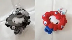 万博　サンリオ ミャクミャク ぬいぐるみ　黒　赤　キティ キーホルダー セット