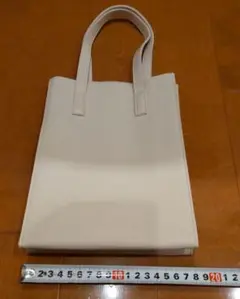 ベージュ トートバッグ 合成皮革