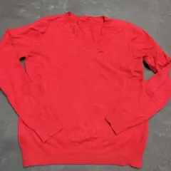 赤　Vネック長袖ニットセーター　レッド