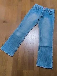 セオリア　ストレートデニム　ジーパン