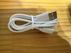 USB-A to USB-C ケーブル ホワイト