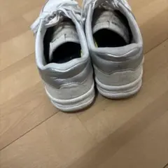 ニューバランス　レディース　スニーカー