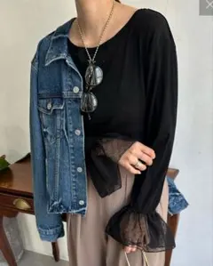 袖フリル Tシャツ