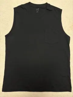 美品　GAP ブラック タンクトップ ポケット付き