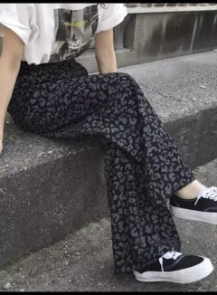 SHEIN レオパード柄 ワイドパンツのサムネイル