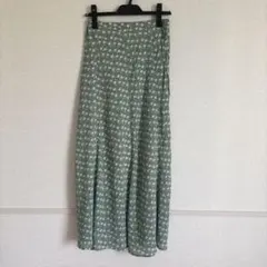 【ロンハーマン】小花柄 ロングフレアスカート グリーンのサムネイル