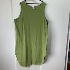 ロングタンクトップのサムネイル