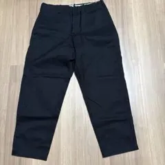 UNIQLO ブラックパンツ ウエスト79cm