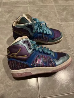 adidas スニーカー スパンコール付き 23.5cm