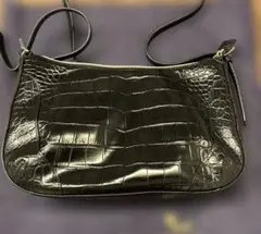 cat in the closet クロコ型押し ショルダーバッグ 黒のサムネイル