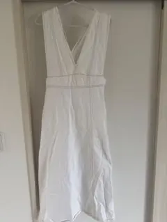 【新品】ZARA ホワイト デニム　ジャンバースカート Lサイズ