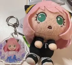 アーニャ　ぬいぐるみ　アクリルストラップ　スパイファミリー