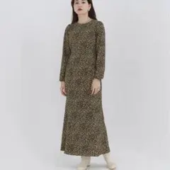 新品タグ付　TINA：JOJUN ワンピース　長袖　花柄