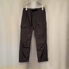 ユニクロ暖パン フリース裏地のナイロンパンツ