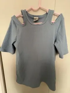 Bee des Bee リブカットソー ブルー 130cm 肩出しのサムネイル