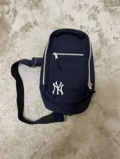 ニューヨーク　ヤンキース ショルダーバッグ ネイビー　ボディバック