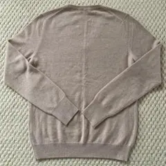 UNIQLO ピンクベージュ Vネックセーター M カシミヤ