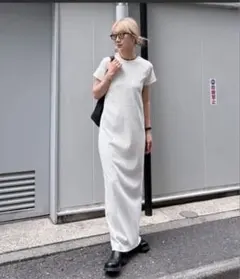 カットリブハーフスリーブワンピース