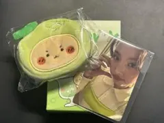 【新品未使用】TWICE ナヨンfwee 韓国限定ポーチ　トレカ セット