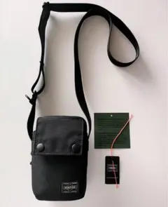 美品　PORTER ブラック ショルダーバッグ　スマホ