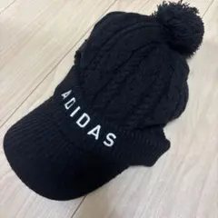 adidas ポンポン付きニット帽 黒
