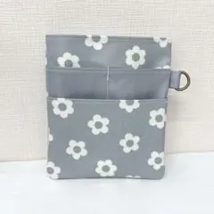 【人気】ラミネート生地☆大きなナースポケット☆オーガナイザー☆花柄♪グレー