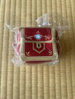 新品✨宝箱デザインミニポーチ　送料無料⭕️ 匿名配送OK⭕️