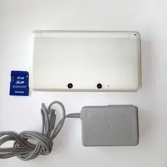 Nintendo 3DS ホワイト 本体　初期化済み