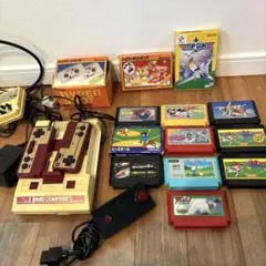 希少　ファミリーコンピュータ 本体とゲームソフトまとめ売り