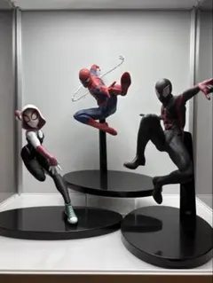 スパイダーマン レッド & ブラック バージョン 胸像 限定品 - メルカリ