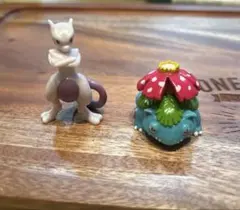 ポケモン　びっくらたまごフィギュア