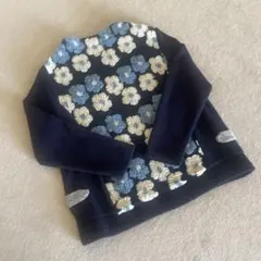 フラワーモチーフ　セーター