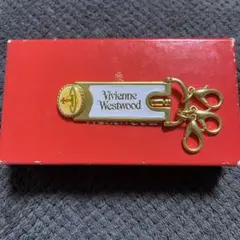 ヴィヴィアン　エナメル　キーホルダー　最初期　赤箱