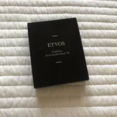 エトヴォス　ミネラルアイカラーパレット　クラシカルボルドー