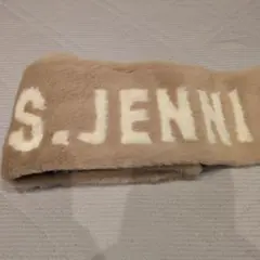 S.JENNI ロゴ入りファーマフラー ベージュ