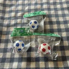 サッカーボール消しゴム3個セットのサムネイル