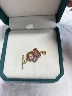 バラ型パールペンダント ゴールド