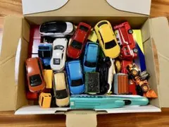 中古品　トミカまとめ売り　31台