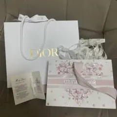Dior 2026 限定桜ハートギフトバッグ　ショッパーセット