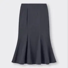 GU ジーユー　ヘリンボーンダークグレーフレアスカート　グレー