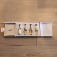 Dior ディオール　ノベルティ　ミニ香水セット　紙袋付き