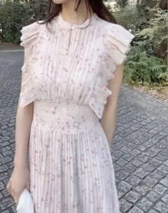 n*o様 極美品♡SNIDEL スナイデル Sustainableフリルプリント