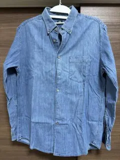 ス*ン様 ③UNIQLO（ユニクロ） デニムシャツ／長袖／ボタンダウン