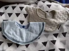 マールマール風　水色・ベージュ スタイ2枚セット