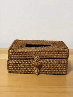 ラタン製 ティッシュケース 蓋付き