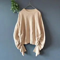 マウジー［F］上品ナチュラル◎なめらか◎ボリュームスリーブ◎ショート丈ニット