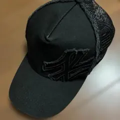 美品　NEW ERA NYロゴ　黒　キャップ