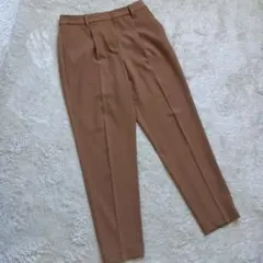 PLST ベージュ スリムフィットパンツのサムネイル