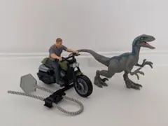 ジュラシック・ワールド オーウェン & バイク &ブルー